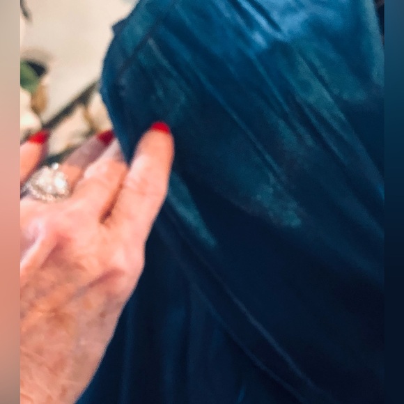 Cachet Women's Deep Blue Teal Satin Blouse - Picture 11 of 12